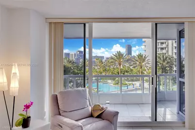 21205 Yacht Club Dr #701, Aventura, FL 33180 - Photo 40