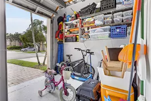 17071 NW 22nd St, Pembroke Pines, FL 33028 - Photo 64