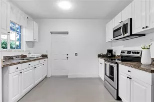 6344 NW Miami Pl, Miami, FL 33150 - Photo 4