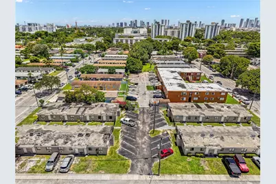 2090 NW 31st St, Miami, FL 33142 - Photo 12