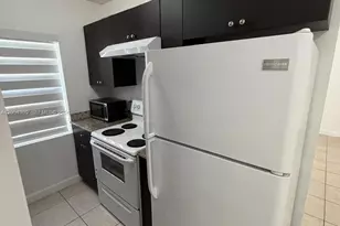 412 SW 10th Ave, Miami, FL 33130 - Photo 6