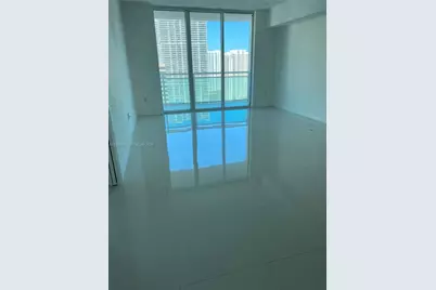 950 Brickell Bay Dr #3208, Miami, FL 33131 - Photo 4