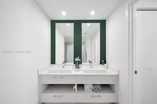 45 SW 9th St, Miami, FL 33130 - Photo 18