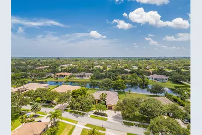 13860 SW 40th St, Davie, FL 33330 - Photo 42
