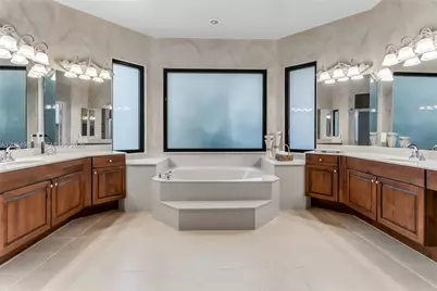 13860 SW 40th St, Davie, FL 33330 - Photo 20