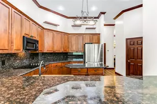 13860 SW 40th St, Davie, FL 33330 - Photo 8