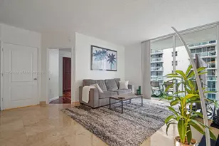 5085 NW 7th St, Miami, FL 33126 - Photo 14
