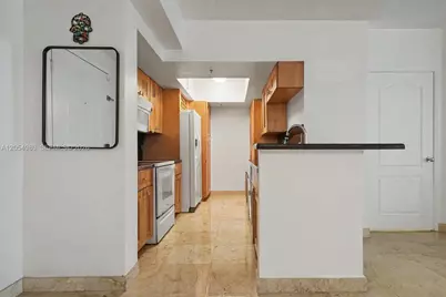 5085 NW 7th St #906, Miami, FL 33126 - Photo 8