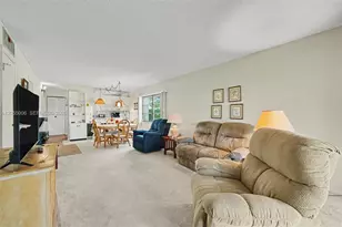 100 Fairway Ct, Lake Placid, FL 33852 - Photo 14