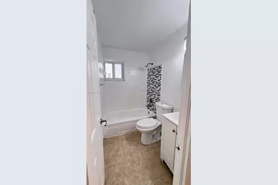 984 W 40th St #2, Hialeah, FL 33012 - Photo 34