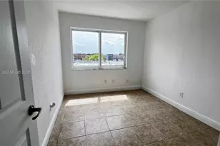984 W 40th St, Hialeah, FL 33012 - Photo 40