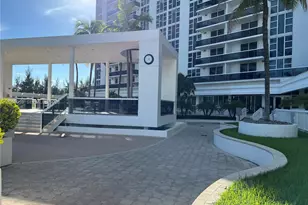 10275 Collins Ave, Bal Harbour, FL 33154 - Photo 38