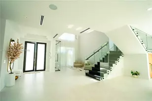 9330 SW 34th St, Miami, FL 33165 - Photo 24