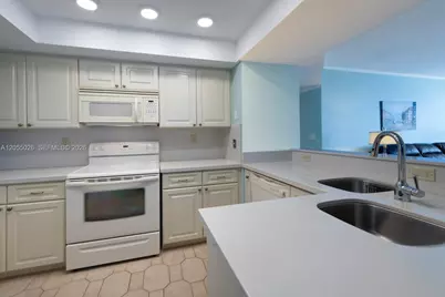 4010 Galt Ocean Dr #502, Fort Lauderdale, FL 33308 - Photo 8