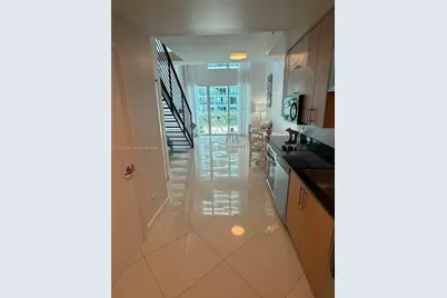 60 SW 13th St #1418, Miami, FL 33130 - Photo 1