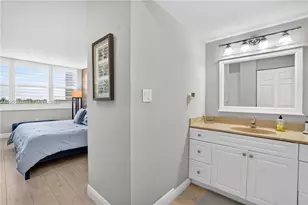 900 St Charles Pl, Pembroke Pines, FL 33026 - Photo 26