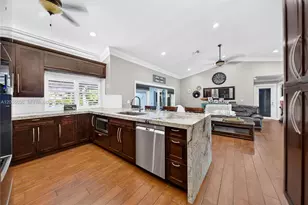 5725 SW 88th Ave, Cooper City, FL 33328 - Photo 14