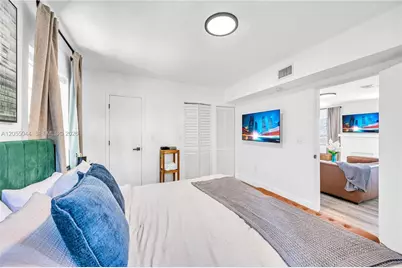 426 NE 26th St #1, Miami, FL 33137 - Photo 30
