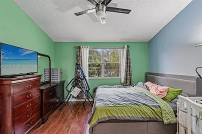 115 NW 108th Ave, Pembroke Pines, FL 33026 - Photo 22