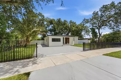 2315 NW 97th St, Miami, FL 33147 - Photo 4