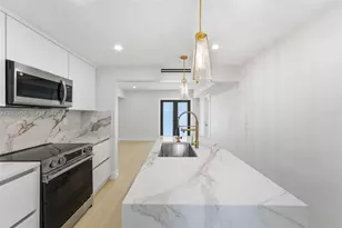 2315 NW 97th St, Miami, FL 33147 - Photo 10