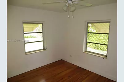 5851 SW 28 St, Miami, FL 33155 - Photo 12