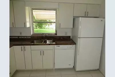5851 SW 28 St, Miami, FL 33155 - Photo 8