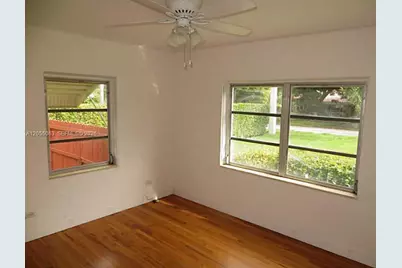 5851 SW 28 St, Miami, FL 33155 - Photo 10