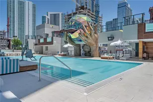 20 NE 11th St, Miami, FL 33132 - Photo 22