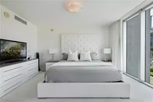 7928 East Dr, North Bay Village, FL 33141 - Photo 20