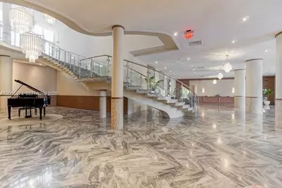 5401 Collins Ave #513, Miami Beach, FL 33140 - Photo 12