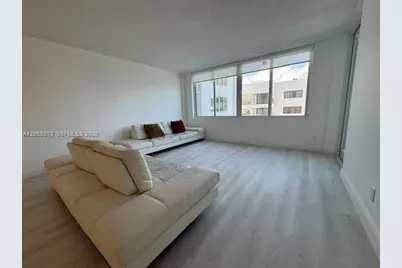 5401 Collins Ave #513, Miami Beach, FL 33140 - Photo 24