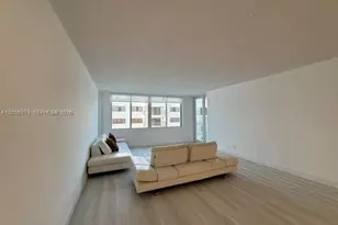 5401 Collins Ave, Miami Beach, FL 33140 - Photo 26