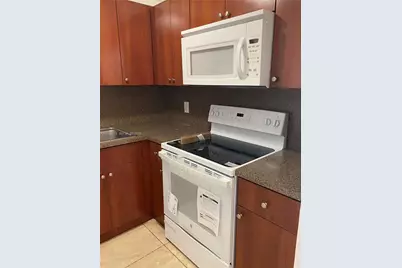 3100 W Flagler St #203, Miami, FL 33135 - Photo 6