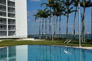 601 NE 36th St, Miami, FL 33137 - Photo 22