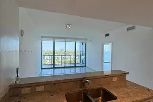 601 NE 36th St, Miami, FL 33137 - Photo 6