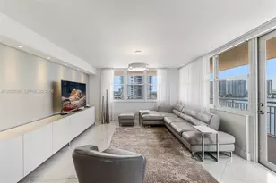 251 174th St, Sunny Isles Beach, FL 33160 - Photo 14