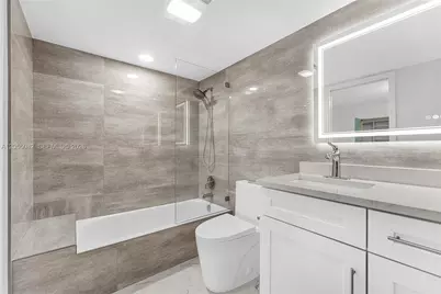 2303 Lucaya Ln #H2, Coconut Creek, FL 33066 - Photo 12