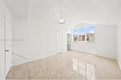 5255 W 26th Ct #803, Hialeah, FL 33016 - Photo 18