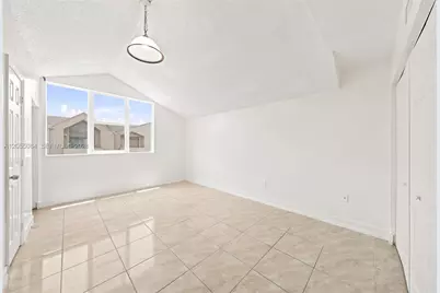 5255 W 26th Ct #803, Hialeah, FL 33016 - Photo 16