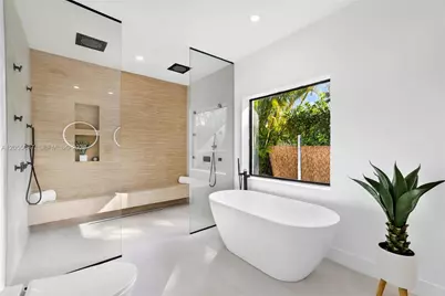 210 NE 107th St, Miami Shores, FL 33161 - Photo 32