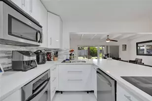 2531 Whale Harbor Ln, Fort Lauderdale, FL 33312 - Photo 10
