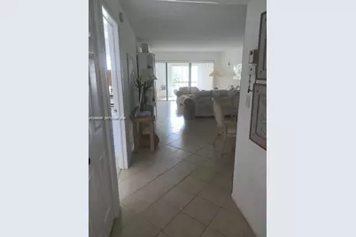 303 Racquet Club Rd #206, Weston, FL 33326 - Photo 8