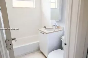 8000 NE Bayshore Ct, Miami, FL 33138 - Photo 16