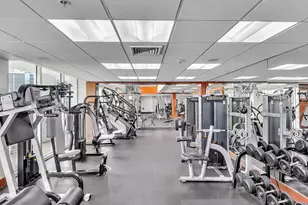 31 SE 5th St, Miami, FL 33131 - Photo 20