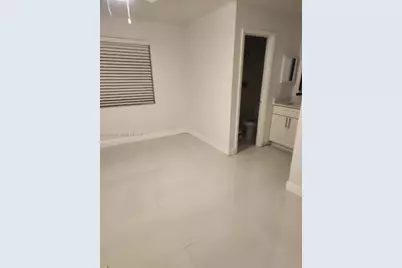 11643 NW 11th St, Pembroke Pines, FL 33026 - Photo 12