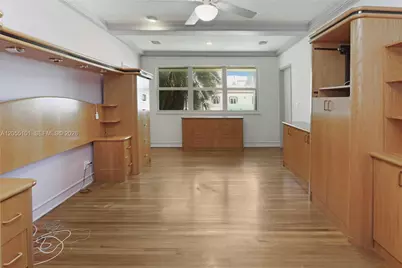 803 N Southlake Dr, Hollywood, FL 33019 - Photo 38