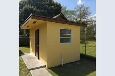 46 NW 14th Ct, Dania Beach, FL 33004 - Photo 20