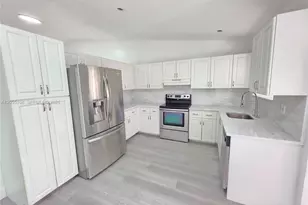 5307 NW 93rd Ave, Sunrise, FL 33351 - Photo 2