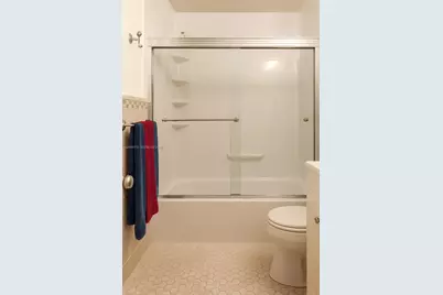901 SW 11th Ave #4H, Hallandale Beach, FL 33009 - Photo 6